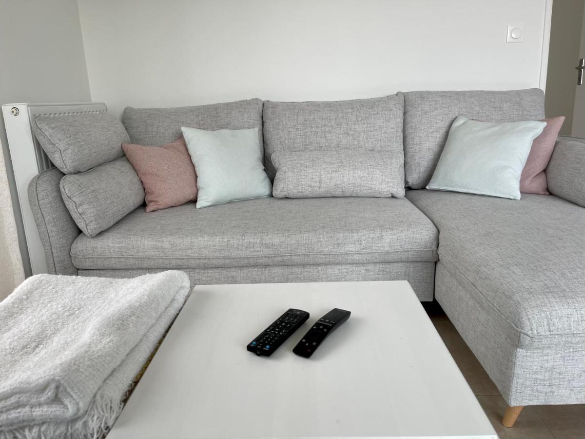 Bella Cruz 66 M2 Prestations Premium, Wifi, Balcon, Parking Avec Borne De Recharge Electrique, Plage Prieure, Commerces Dinard Luaran gambar