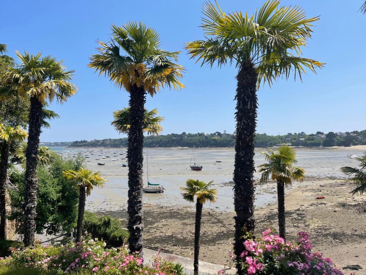 Bella Cruz 66 M2 Prestations Premium, Wifi, Balcon, Parking Avec Borne De Recharge Electrique, Plage Prieure, Commerces Dinard Luaran gambar
