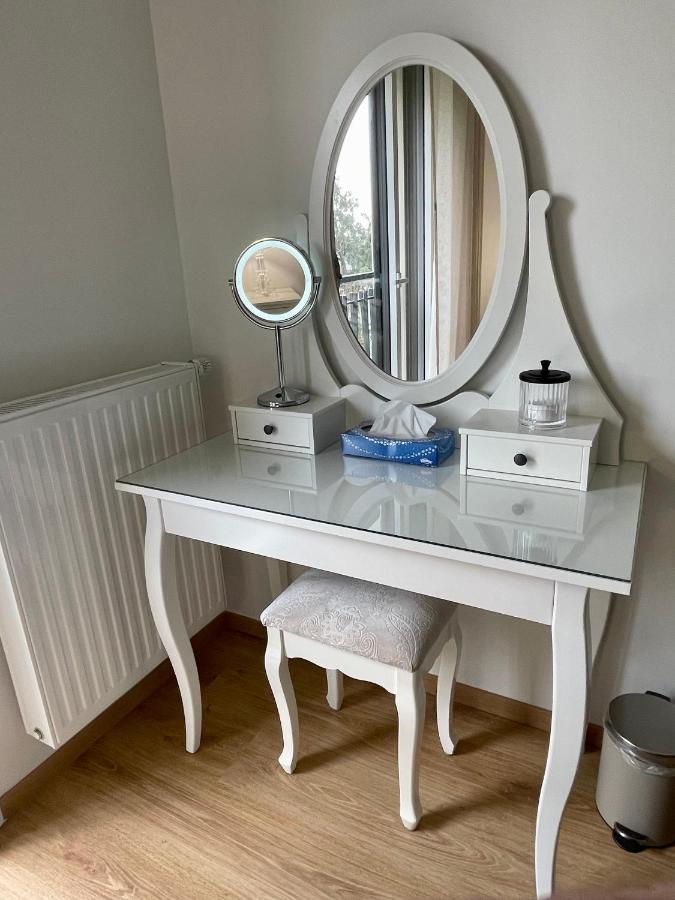 Bella Cruz 66 M2 Prestations Premium, Wifi, Balcon, Parking Avec Borne De Recharge Electrique, Plage Prieure, Commerces Dinard Luaran gambar